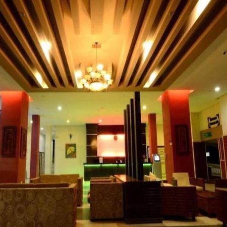 Puteri Beach Resort 波德申 外观 照片