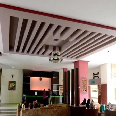 Puteri Beach Resort 波德申 外观 照片