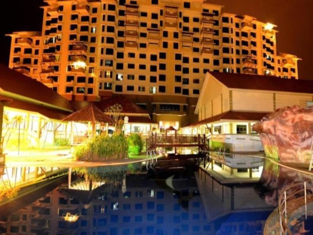 Puteri Beach Resort 波德申 外观 照片