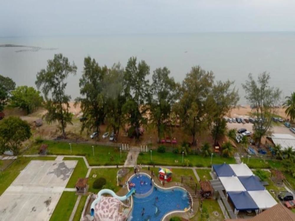 Puteri Beach Resort 波德申 外观 照片
