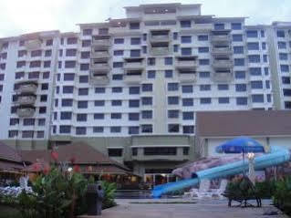 Puteri Beach Resort 波德申 外观 照片